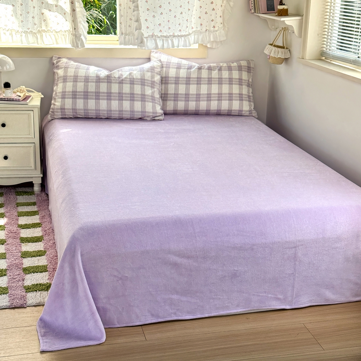 91家纺网 家纺一手货源 找家纺 多品家纺 2025新款云感双层纱高克重牛奶绒单被套 紫大格