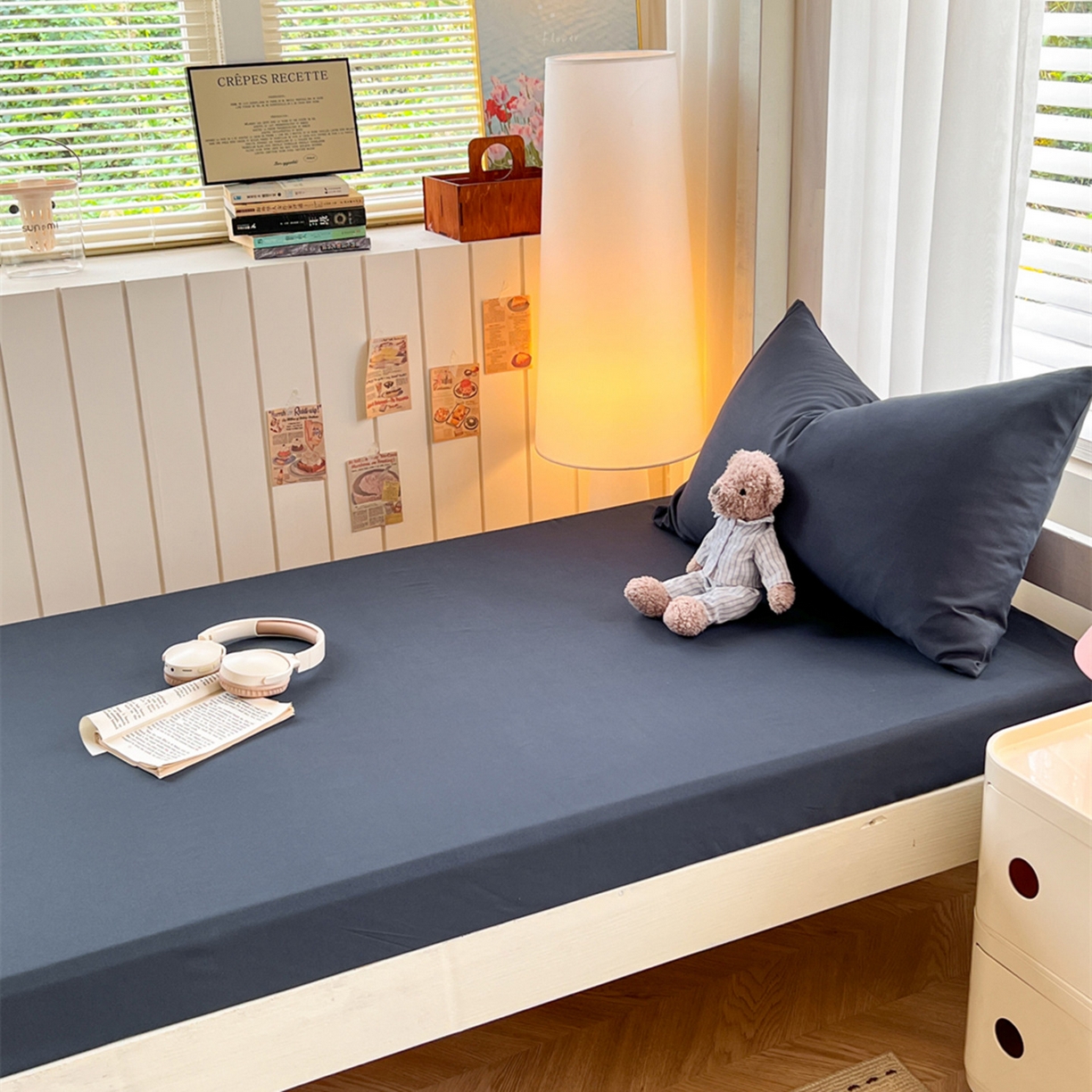 91家纺网 家纺一手货源 找家纺 （总）曼璐家纺 2025新款105克加厚水洗棉纯色格子无印风学生床笠外贸直播爆款