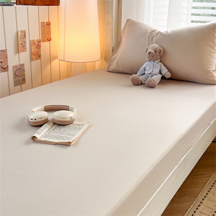 91家纺网 家纺一手货源 找家纺 曼璐家纺 2025新款105克加厚水洗棉纯色格子无印风学生床笠外贸直播爆款 卡其