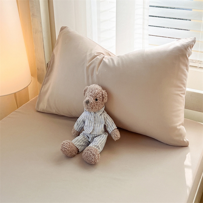 91家纺网 家纺一手货源 找家纺 曼璐家纺 2025新款105克加厚水洗棉纯色格子无印风学生床笠外贸直播爆款 卡其