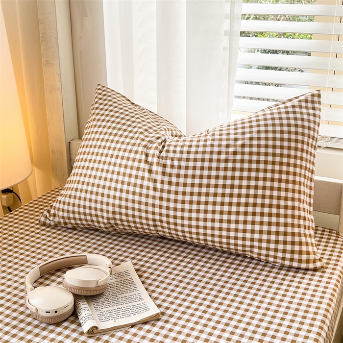91家纺网 家纺一手货源 找家纺 曼璐家纺 2025新款105克加厚水洗棉纯色格子无印风学生床笠外贸直播爆款 米小格