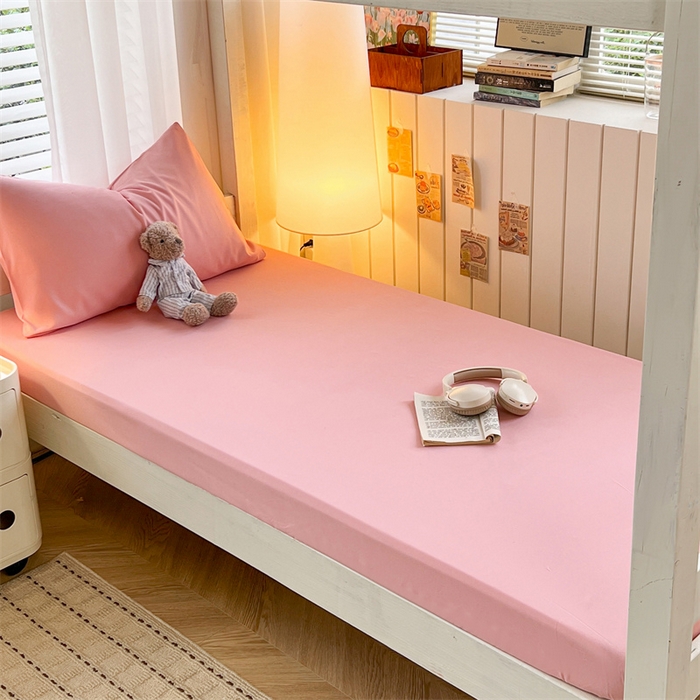 91家纺网 家纺一手货源 找家纺 曼璐家纺 2025新款105克加厚水洗棉纯色格子无印风学生床笠外贸直播爆款 玉色