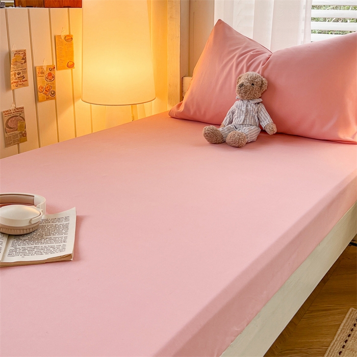 91家纺网 家纺一手货源 找家纺 曼璐家纺 2025新款105克加厚水洗棉纯色格子无印风学生床笠外贸直播爆款 玉色