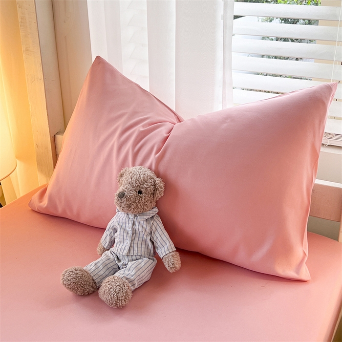 91家纺网 家纺一手货源 找家纺 曼璐家纺 2025新款105克加厚水洗棉纯色格子无印风学生床笠外贸直播爆款 玉色