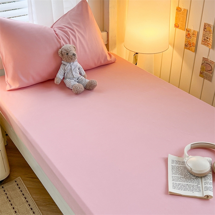 91家纺网 家纺一手货源 找家纺 曼璐家纺 2025新款105克加厚水洗棉纯色格子无印风学生床笠外贸直播爆款 玉色