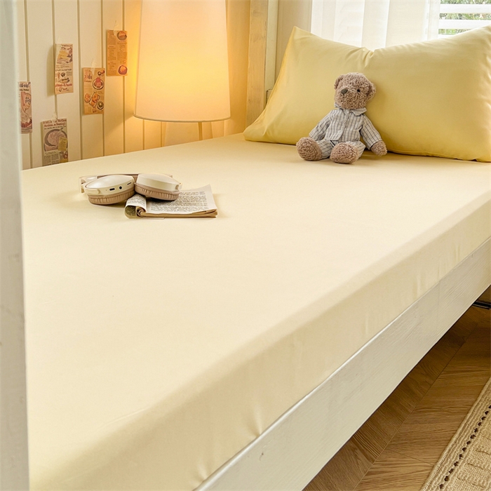 91家纺网 家纺一手货源 找家纺 曼璐家纺 2025新款105克加厚水洗棉纯色格子无印风学生床笠外贸直播爆款 芝士黄