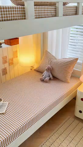 91家纺网 家纺一手货源 找家纺 曼璐家纺 2025新款105克加厚水洗棉纯色格子无印风学生床笠外贸直播爆款 米小格