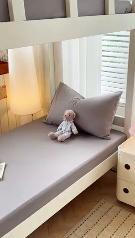 91家纺网 家纺一手货源 找家纺 曼璐家纺 2025新款105克加厚水洗棉纯色格子无印风学生床笠外贸直播爆款 深灰