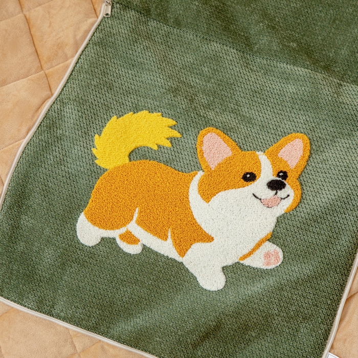 91家纺网 家纺一手货源 找家纺 新奇异 2025新款卡通毛巾绣抱枕被-冬季加厚水晶绒款可爱狗+萝卜兔系列 可爱狗-绿色加绒加厚