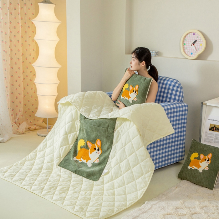 91家纺网 家纺一手货源 找家纺 （总）新奇异 2025新款卡通毛巾绣抱枕被-四季通用磨毛款可爱狗+萝卜兔系列