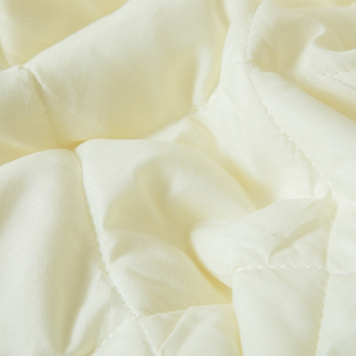 91家纺网 家纺一手货源 找家纺 新奇异 2025新款卡通毛巾绣抱枕被-四季通用磨毛款可爱狗+萝卜兔系列 可爱狗-黄色四季款