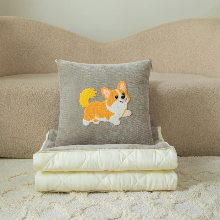 91家纺网 家纺一手货源 找家纺 新奇异 2025新款卡通毛巾绣抱枕被-四季通用磨毛款可爱狗+萝卜兔系列 可爱狗-浅灰四季款