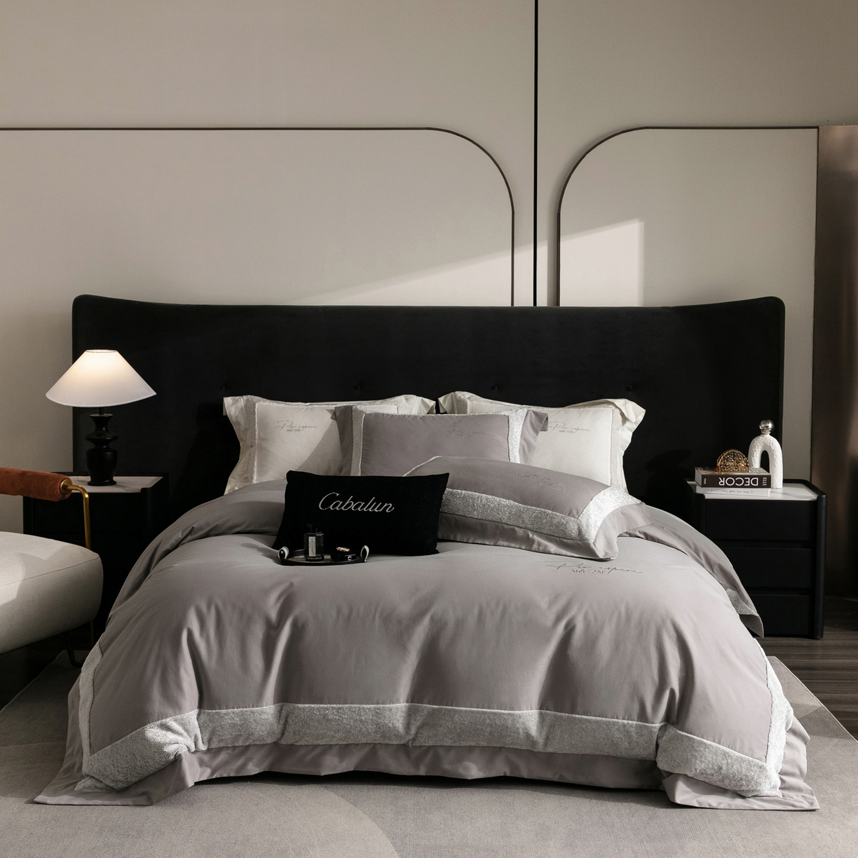 91家纺网 家纺一手货源 找家纺 （总）卡巴伦家纺 2025新款全棉超细旦磨毛刺绣拼接四件套-旷野（会员：-20元 控价：358元）