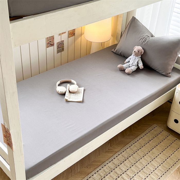 91家纺网 家纺一手货源 找家纺 （总）曼璐家纺 2025新款105克加厚水洗棉纯色格子无印风学生床笠外贸直播爆款