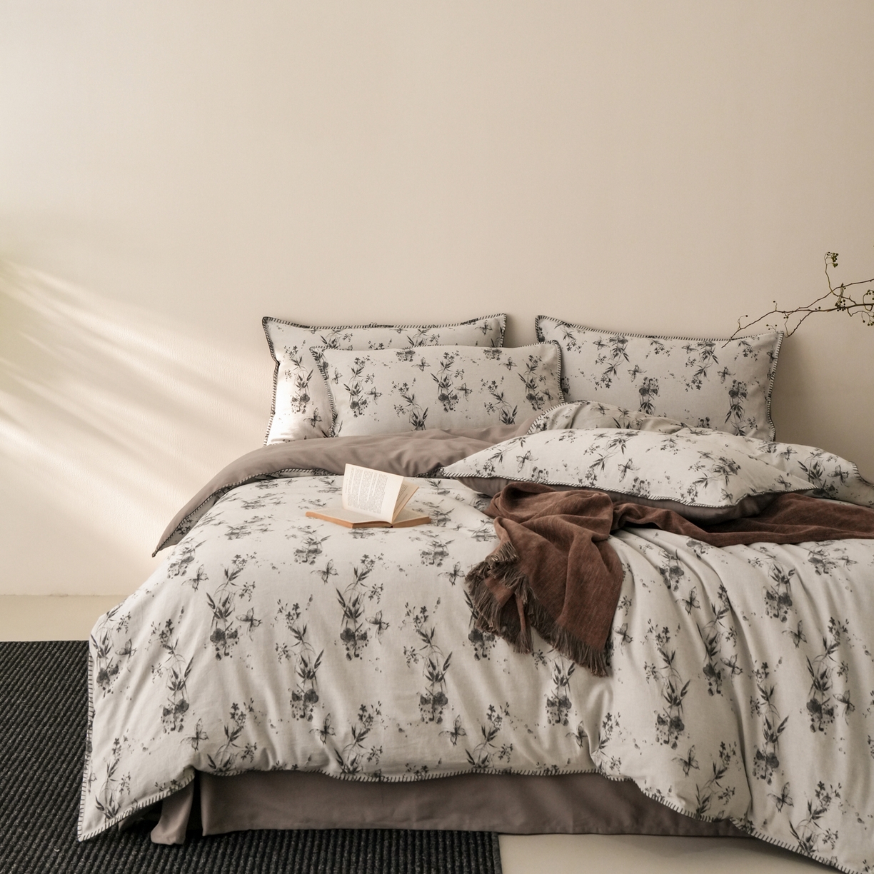 91家纺网 家纺一手货源 找家纺 （总）卡巴伦家纺 2025新款棉麻色织一字针提花四件套（会员：-20元 控价：298元）