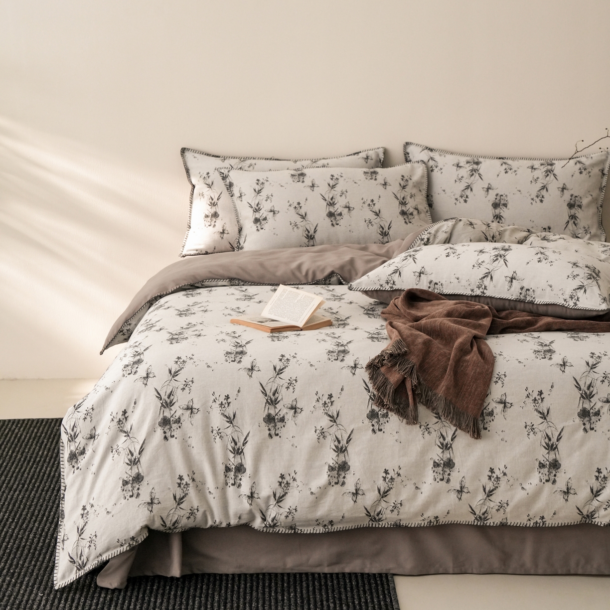 91家纺网 家纺一手货源 找家纺 （总）卡巴伦家纺 2025新款棉麻色织一字针提花四件套（会员：-20元 控价：298元）