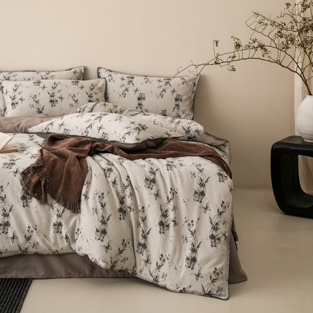 91家纺网 家纺一手货源 找家纺 （总）卡巴伦家纺 2025新款棉麻色织一字针提花四件套（会员：-20元 控价：298元）