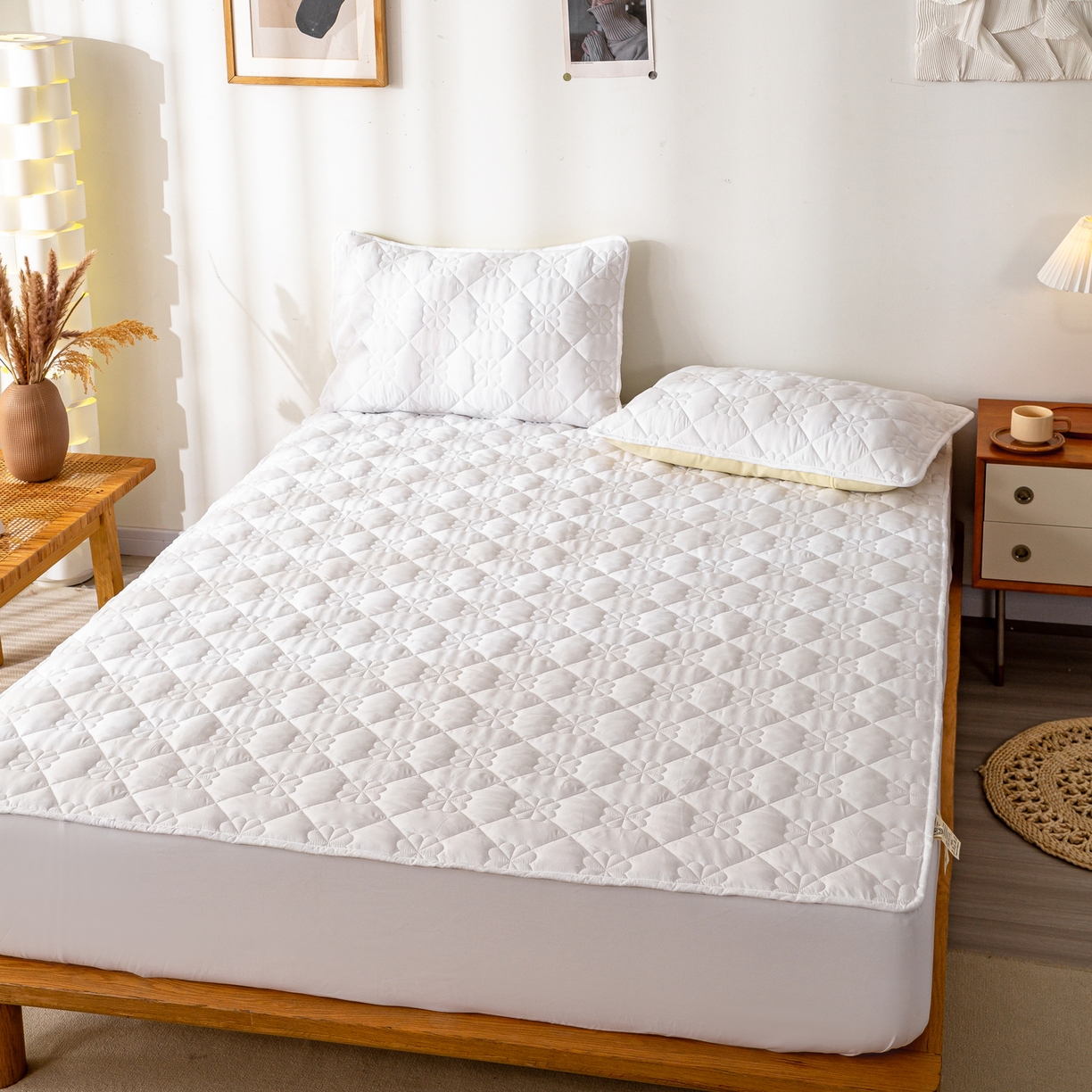 91家纺网 家纺一手货源 找家纺 （总）恬澳家纺 2025新款简约亲肤夹棉床笠-四叶草