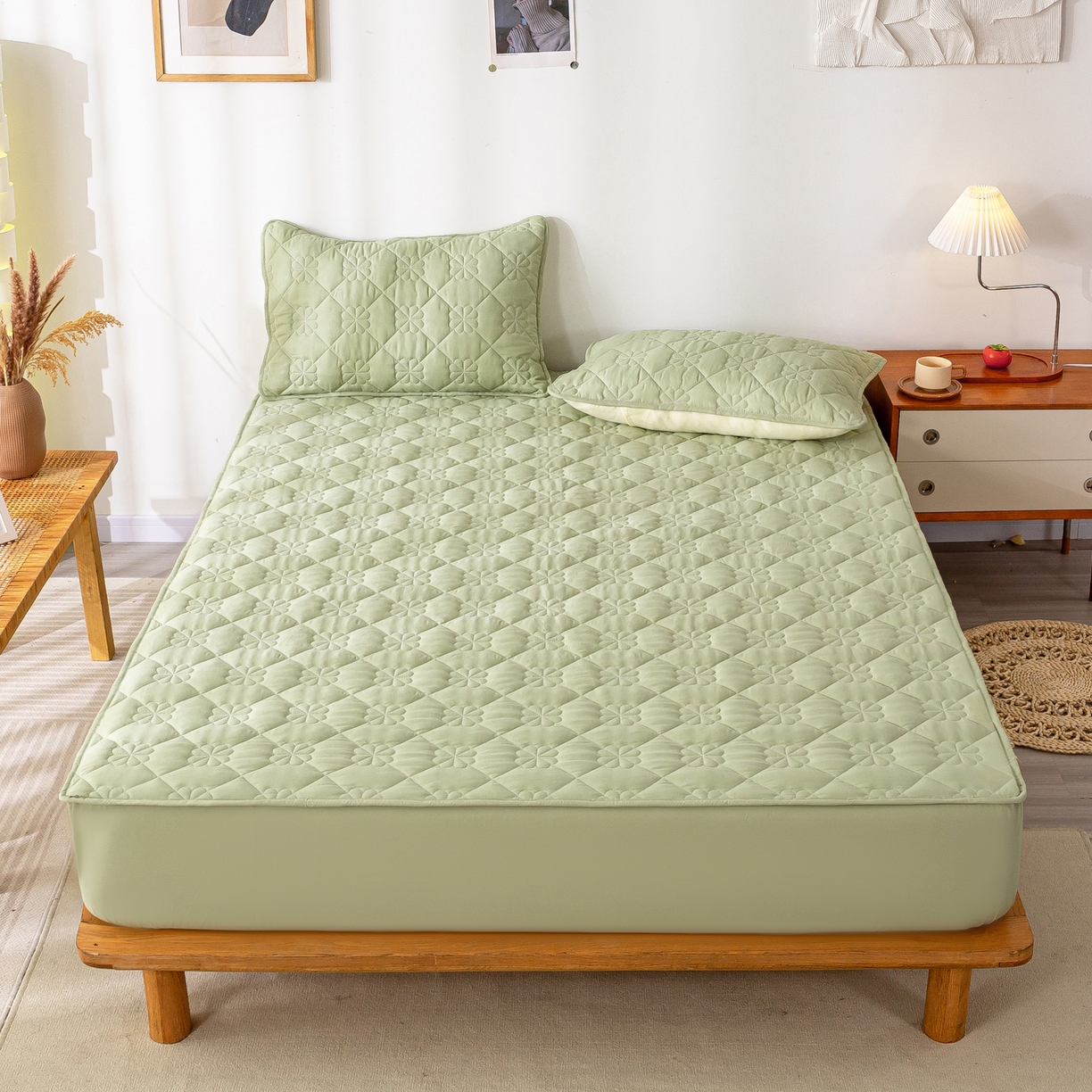 91家纺网 家纺一手货源 找家纺 恬澳家纺 2025新款简约亲肤夹棉床笠-四叶草 四叶草-豆绿