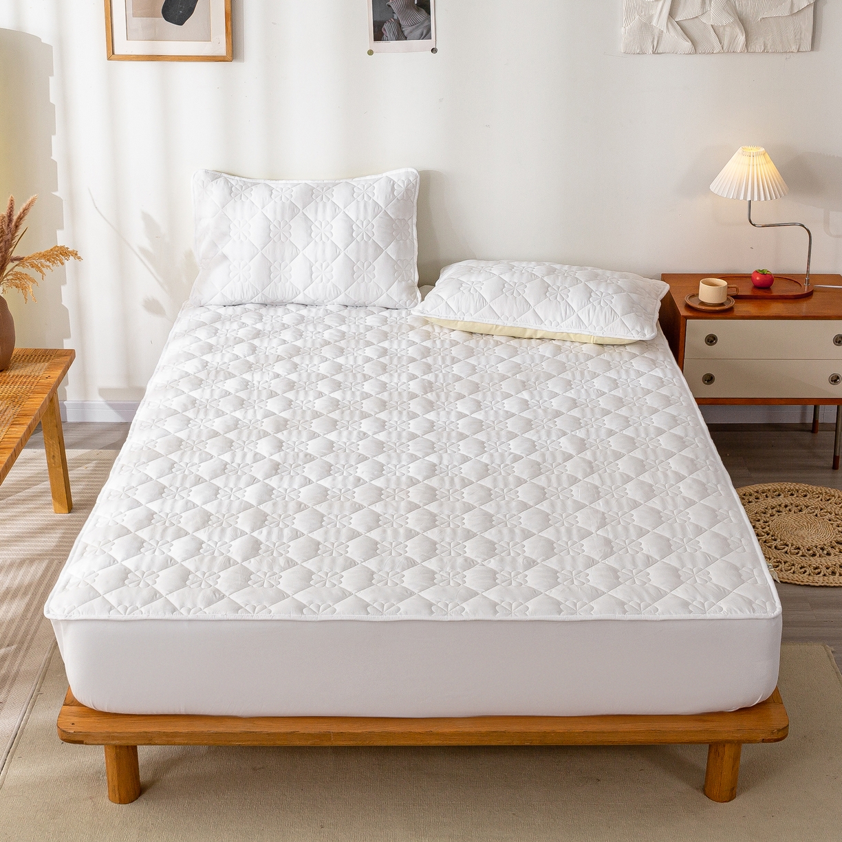 91家纺网 家纺一手货源 找家纺 （总）恬澳家纺 2025新款简约亲肤夹棉床笠-四叶草