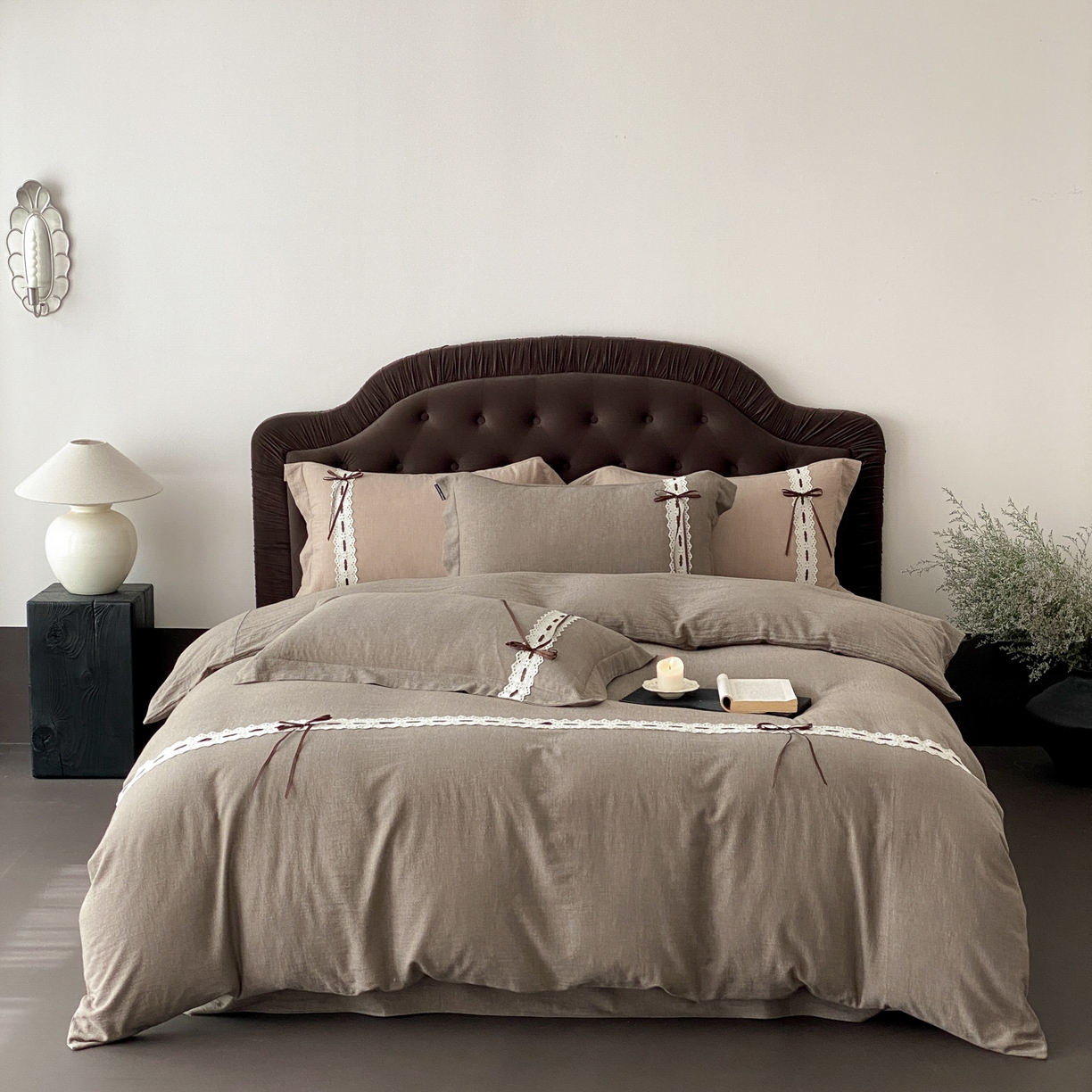 91家纺网 家纺一手货源 找家纺 （总）祺瑞佳家纺 2025新款侘寂风100%双面色织法式四件套全棉四季款床单床笠-梦幻蝴蝶（标准-券后不得低于268元！ 大号-券后不得低于288元！）