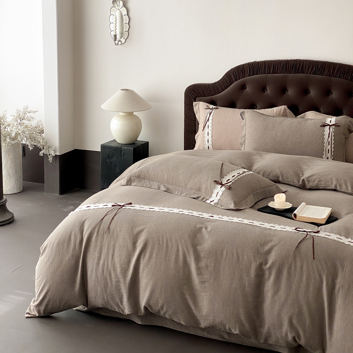 91家纺网 家纺一手货源 找家纺 （总）祺瑞佳家纺 2025新款侘寂风100%双面色织法式四件套全棉四季款床单床笠-梦幻蝴蝶（标准-券后不得低于268元！ 大号-券后不得低于288元！）