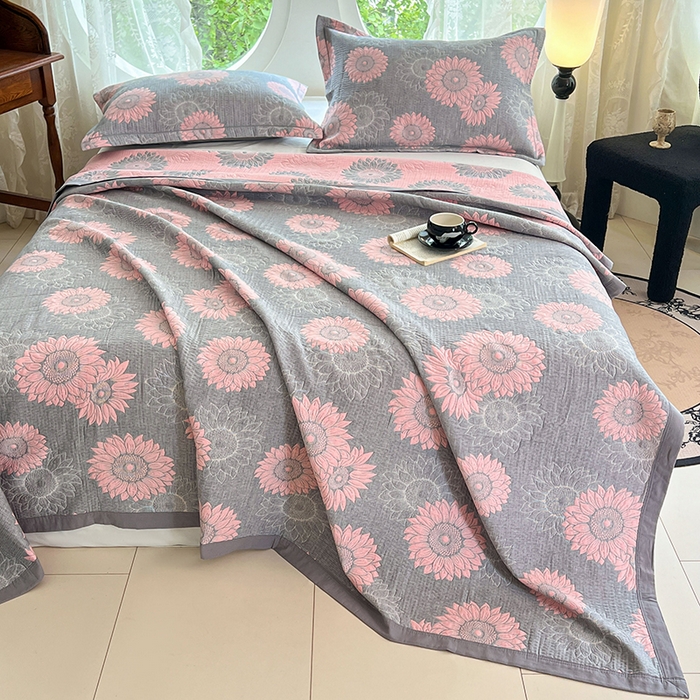 91家纺网 家纺一手货源 找家纺 yyds网供 2025新款A类色织全棉三层纱布床盖三件套喷气夹棉盖毯夏被厚床单多功能榻榻米风格一 暖阳灰粉