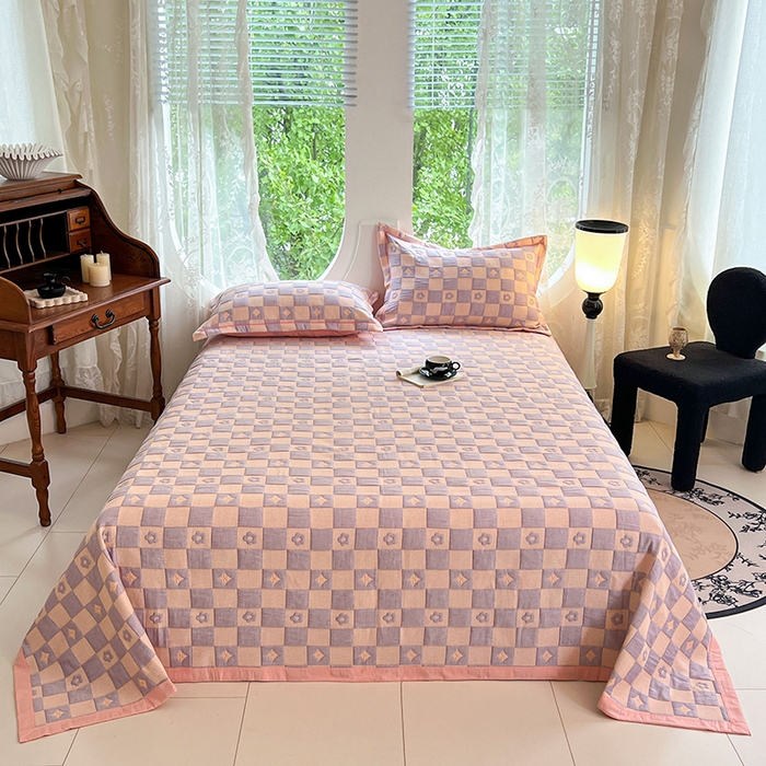 91家纺网 家纺一手货源 找家纺 yyds网供 2025新款A类色织全棉三层纱布床盖三件套喷气夹棉盖毯夏被厚床单多功能榻榻米风格一 小香风粉紫