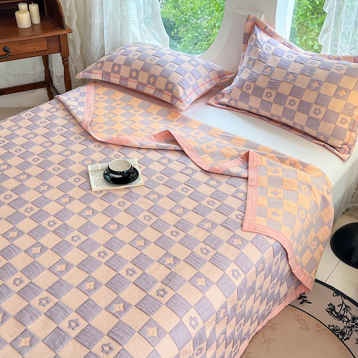 91家纺网 家纺一手货源 找家纺 yyds网供 2025新款A类色织全棉三层纱布床盖三件套喷气夹棉盖毯夏被厚床单多功能榻榻米风格一 小香风粉紫