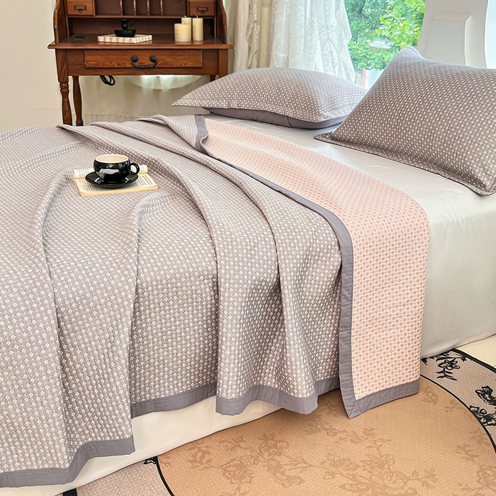 91家纺网 家纺一手货源 找家纺 yyds网供 2025新款A类色织全棉三层纱布床盖三件套喷气夹棉盖毯夏被厚床单多功能榻榻米风格一 星光点点灰