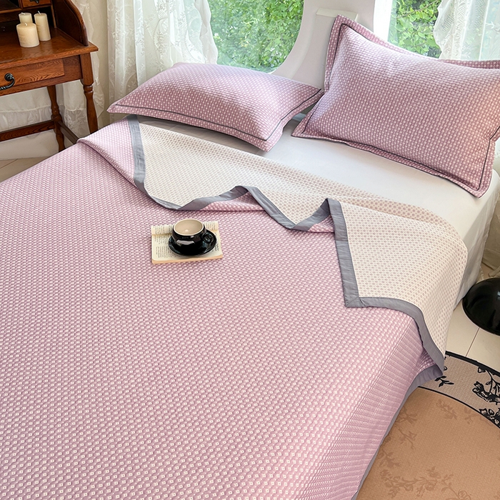 91家纺网 家纺一手货源 找家纺 yyds网供 2025新款A类色织全棉三层纱布床盖三件套喷气夹棉盖毯夏被厚床单多功能榻榻米风格一 星光点点紫