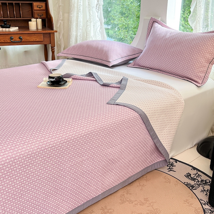 91家纺网 家纺一手货源 找家纺 yyds网供 2025新款A类色织全棉三层纱布床盖三件套喷气夹棉盖毯夏被厚床单多功能榻榻米风格一 星光点点紫