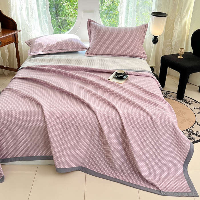 91家纺网 家纺一手货源 找家纺 yyds网供 2025新款A类色织全棉三层纱布床盖三件套喷气夹棉盖毯夏被厚床单多功能榻榻米风格一 星光点点紫