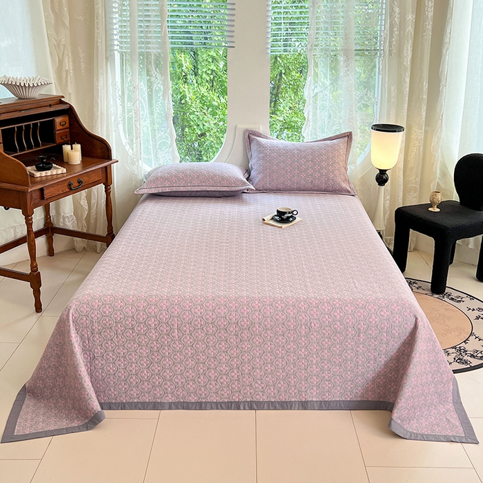 91家纺网 家纺一手货源 找家纺 yyds网供 2025新款A类色织全棉三层纱布床盖三件套喷气夹棉盖毯夏被厚床单多功能榻榻米风格一 幸运花灰粉