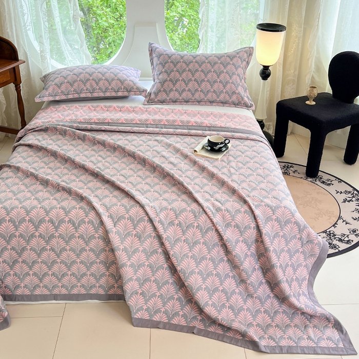 91家纺网 家纺一手货源 找家纺 （总）yyds网供 2025新款A类色织全棉三层纱布床盖三件套喷气夹棉盖毯夏被厚床单多功能榻榻米风格二