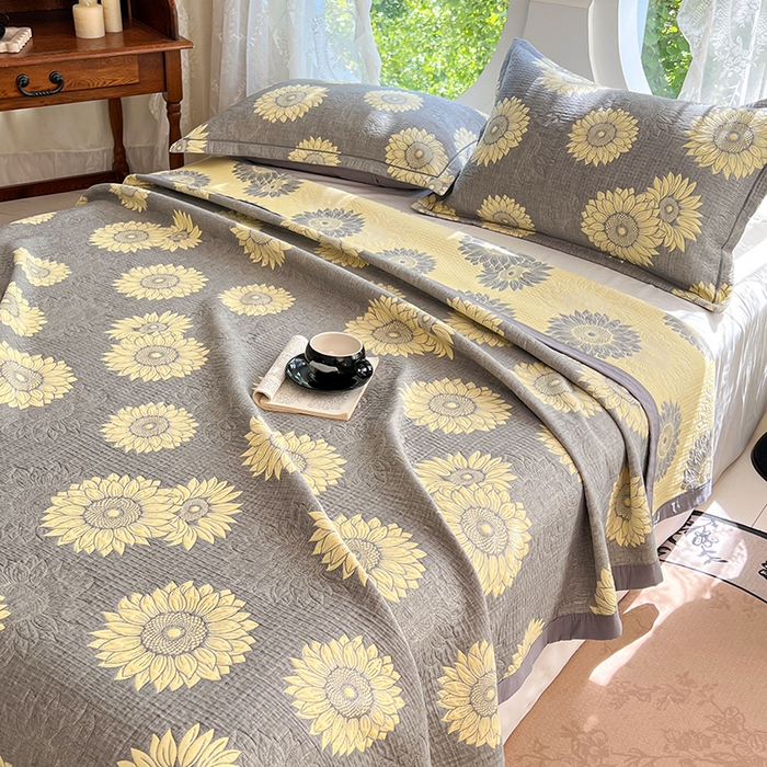 91家纺网 家纺一手货源 找家纺 yyds网供 2025新款A类色织全棉三层纱布床盖三件套喷气夹棉盖毯夏被厚床单多功能榻榻米风格二 暖阳灰黄