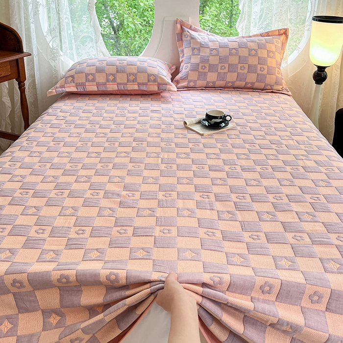 91家纺网 家纺一手货源 找家纺 yyds网供 2025新款A类色织全棉三层纱布床盖三件套喷气夹棉盖毯夏被厚床单多功能榻榻米风格二 小香风粉紫