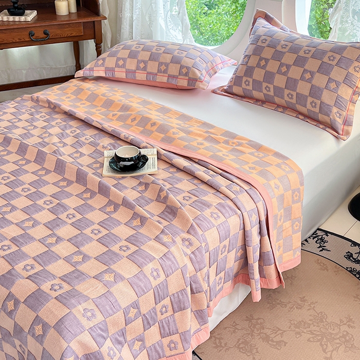 91家纺网 家纺一手货源 找家纺 yyds网供 2025新款A类色织全棉三层纱布床盖三件套喷气夹棉盖毯夏被厚床单多功能榻榻米风格二 小香风粉紫