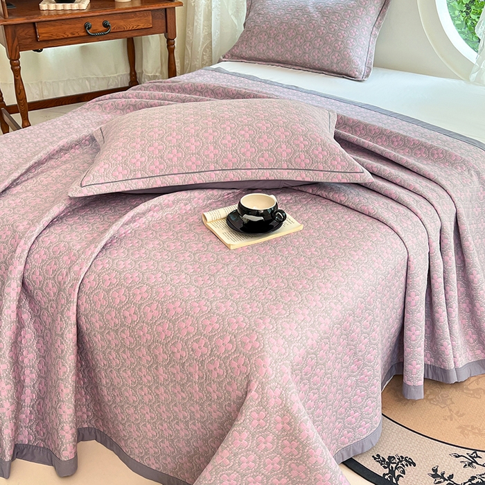 91家纺网 家纺一手货源 找家纺 yyds网供 2025新款A类色织全棉三层纱布床盖三件套喷气夹棉盖毯夏被厚床单多功能榻榻米风格二 幸运花灰粉