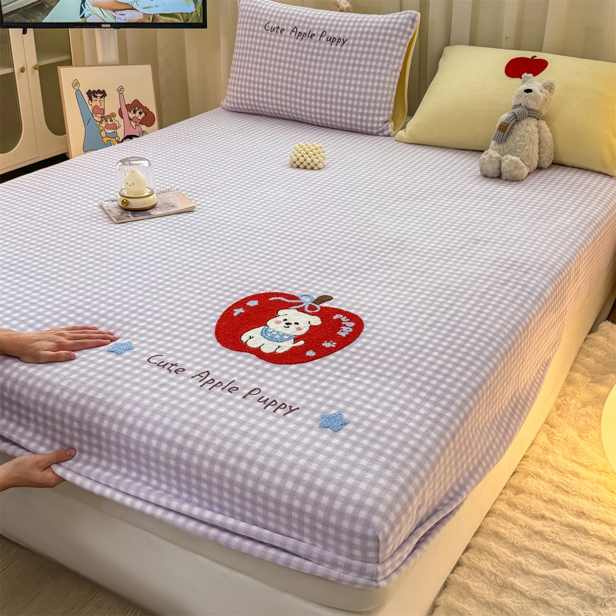 91家纺网 家纺一手货源 找家纺 灰鲸 2025新款高克重牛奶绒毛巾绣床笠单床笠单品床笠床笠单件 紫格苹果狗