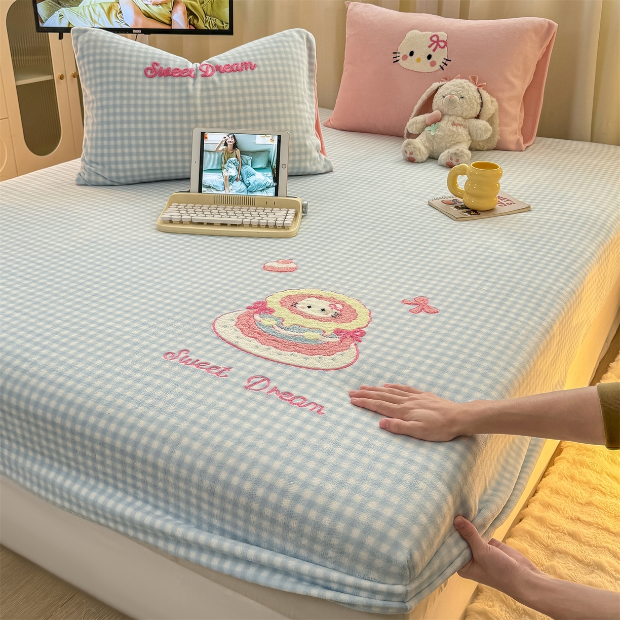 91家纺网 家纺一手货源 找家纺 （总）灰鲸 2025新款高克重牛奶绒毛巾绣床笠单床笠单品床笠床笠单件