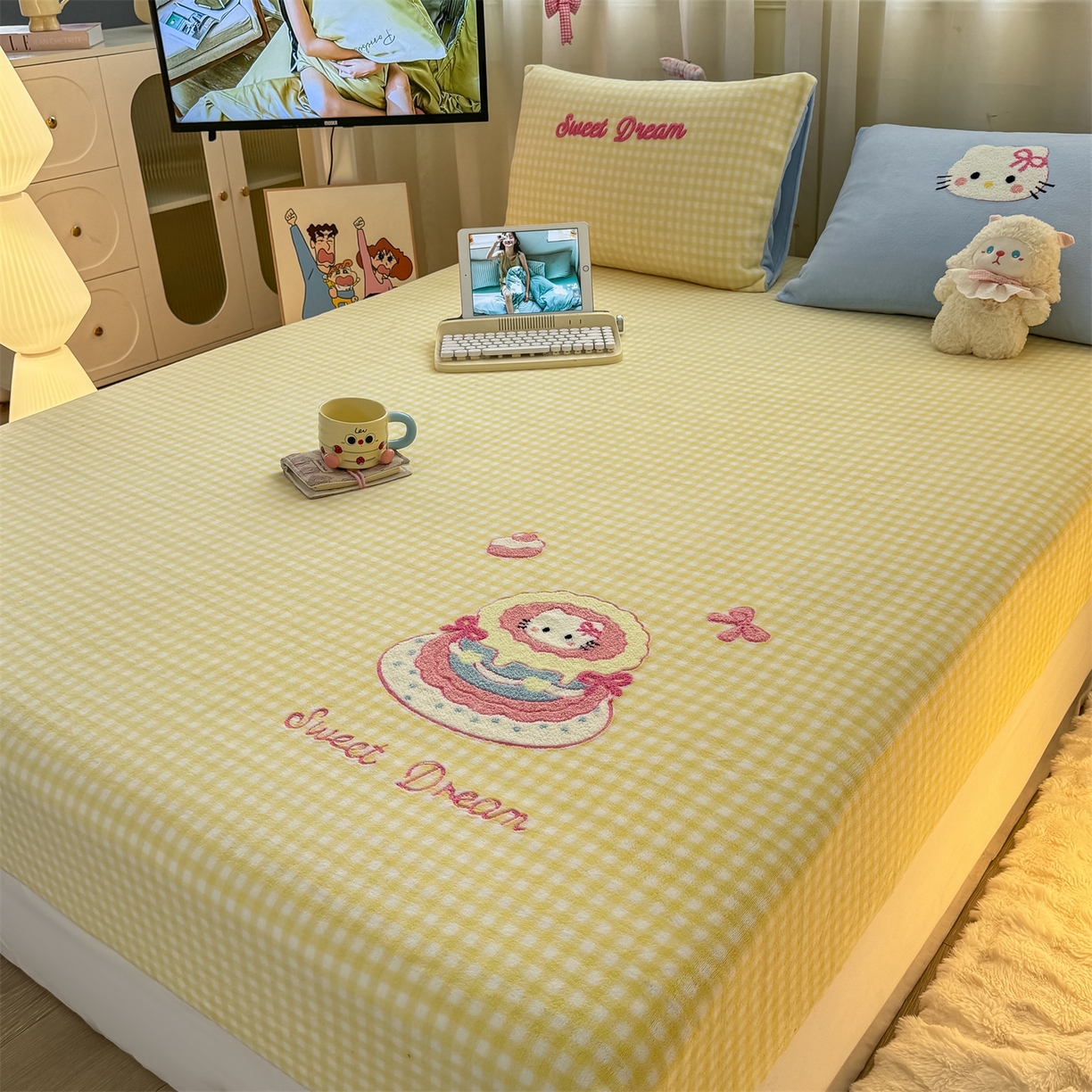 91家纺网 家纺一手货源 找家纺 灰鲸 2025新款高克重牛奶绒毛巾绣床笠单床笠单品床笠床笠单件 黄格蛋糕喵