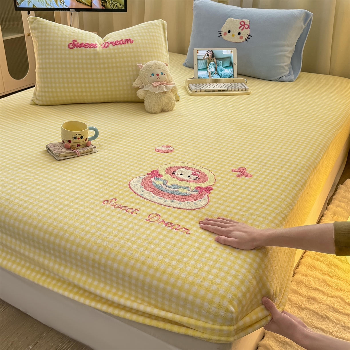 灰鲸 2025新款高克重牛奶绒毛巾绣床笠单床笠单品床笠床笠单件 黄格蛋糕喵