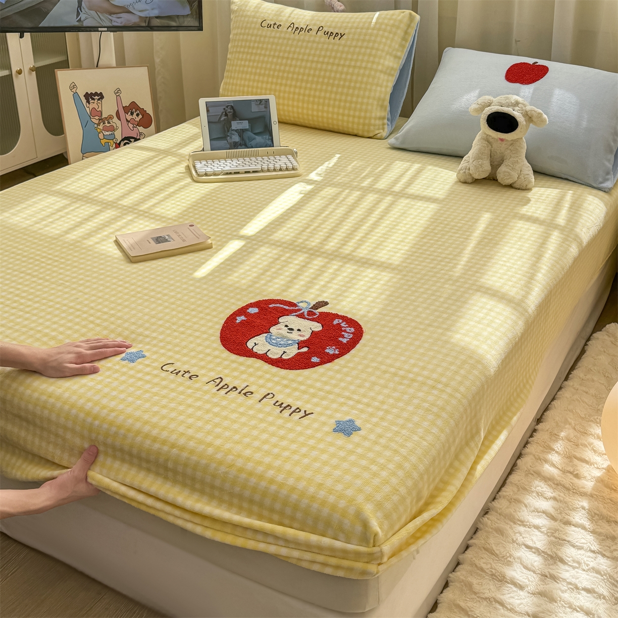 91家纺网 家纺一手货源 找家纺 灰鲸 2025新款高克重牛奶绒毛巾绣床笠单床笠单品床笠床笠单件 黄格苹果狗