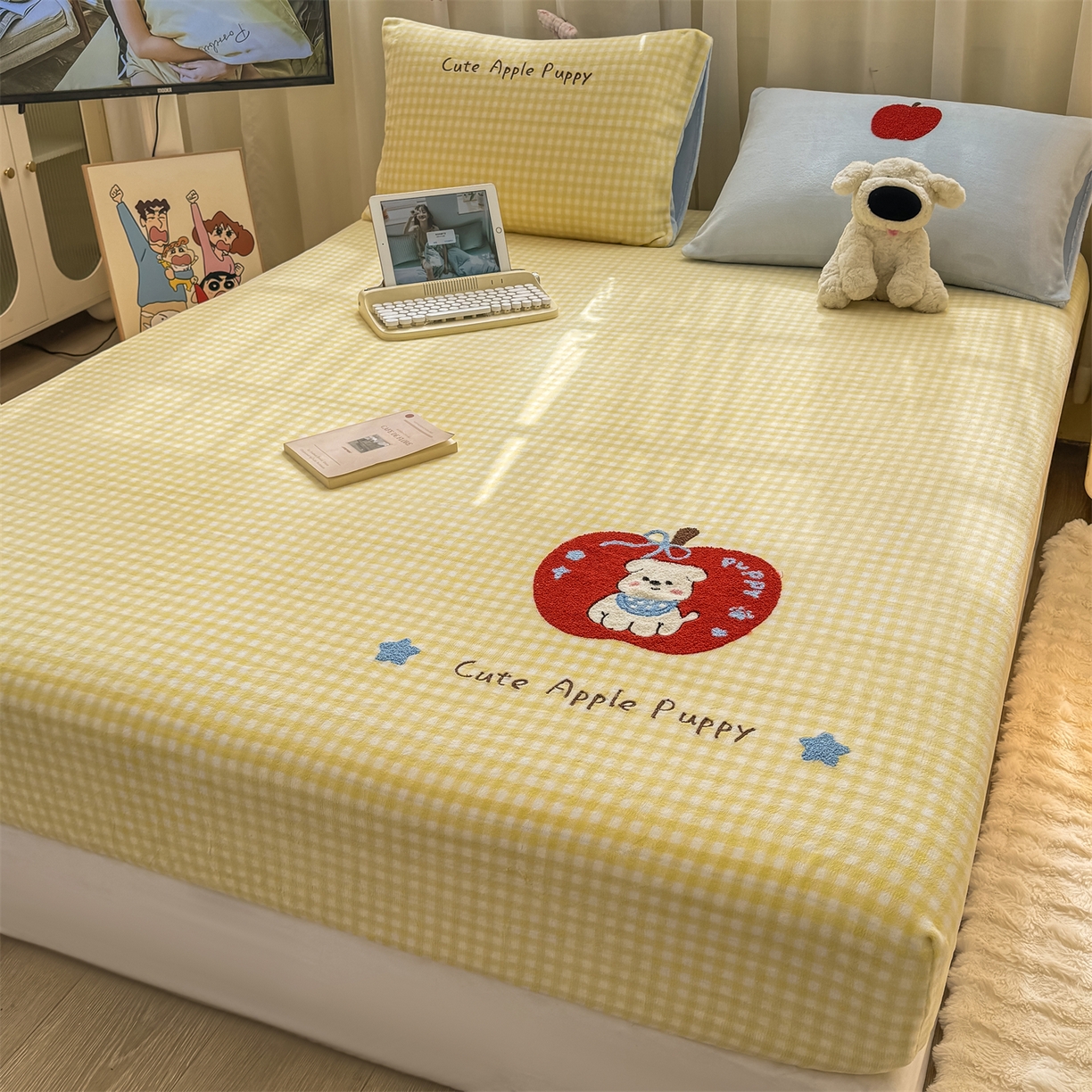 91家纺网 家纺一手货源 找家纺 灰鲸 2025新款高克重牛奶绒毛巾绣床笠单床笠单品床笠床笠单件 黄格苹果狗