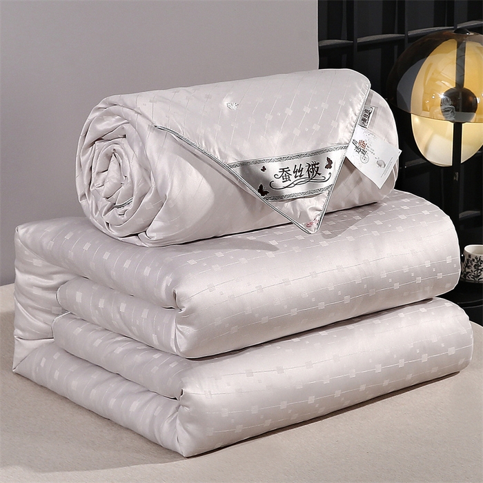 91家纺网 家纺一手货源 找家纺 （总）前程家纺 2025新款彩丝小方格被冬被被子被芯春秋被棉被夏被空调被