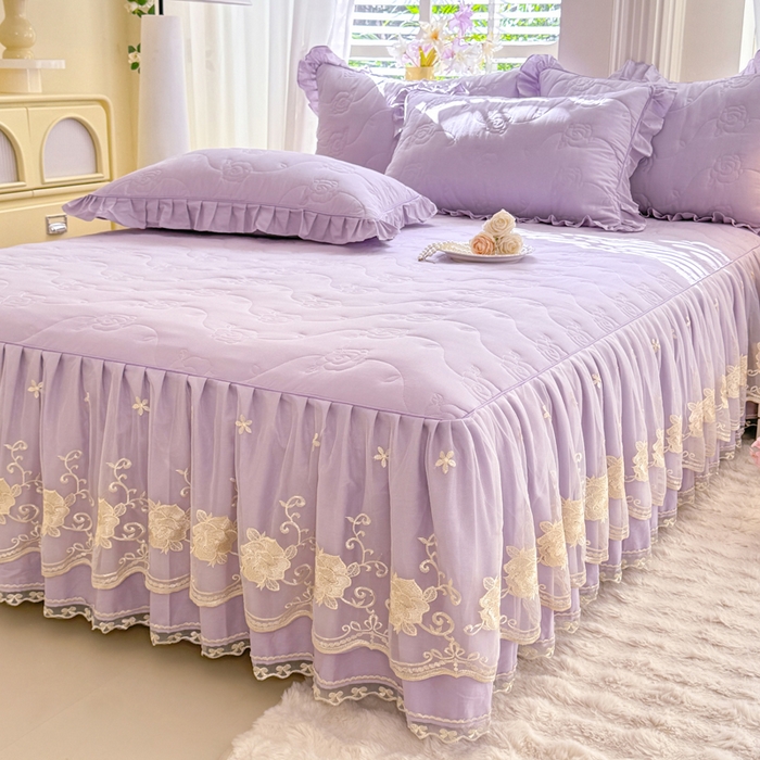 91家纺网 家纺一手货源 找家纺 美达家纺 2025新款玫瑰系列全棉夹棉床裙 玫瑰-紫色