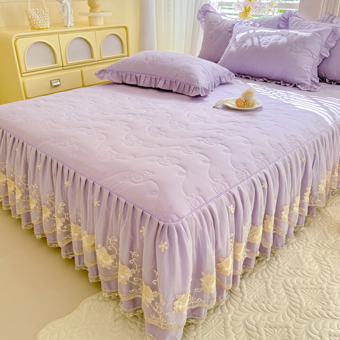 91家纺网 家纺一手货源 找家纺 美达家纺 2025新款玫瑰系列全棉夹棉床裙 玫瑰-紫色