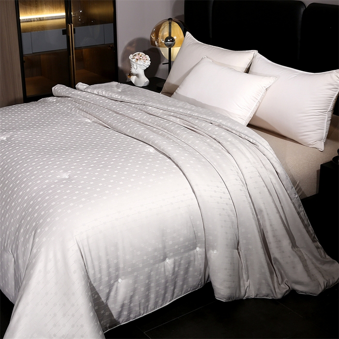 91家纺网 家纺一手货源 找家纺 前程家纺 2025新款彩丝小方格被冬被被子被芯春秋被棉被夏被空调被 彩丝小方格-银灰色