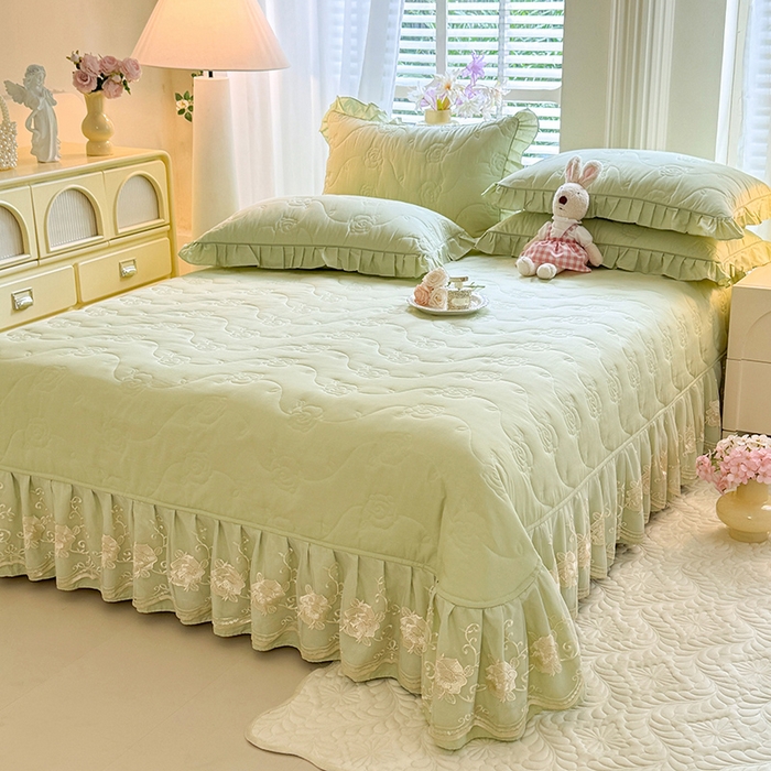 91家纺网 家纺一手货源 找家纺 美达家纺 2025新款玫瑰系列全棉夹棉床盖四件套 玫瑰-嫩绿